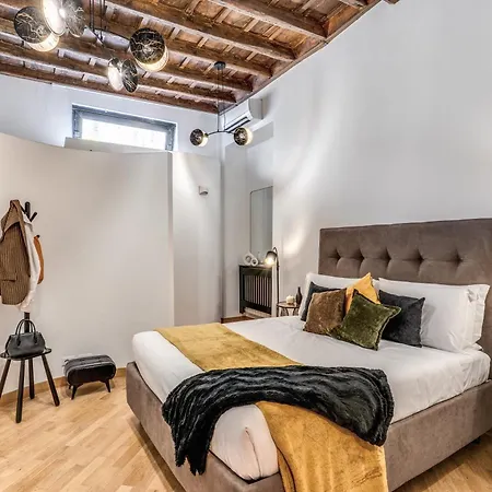 Colosseo Glam Miracle Apartment