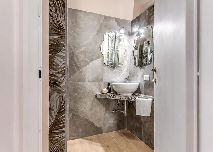 Colosseo Glam Miracle Rom